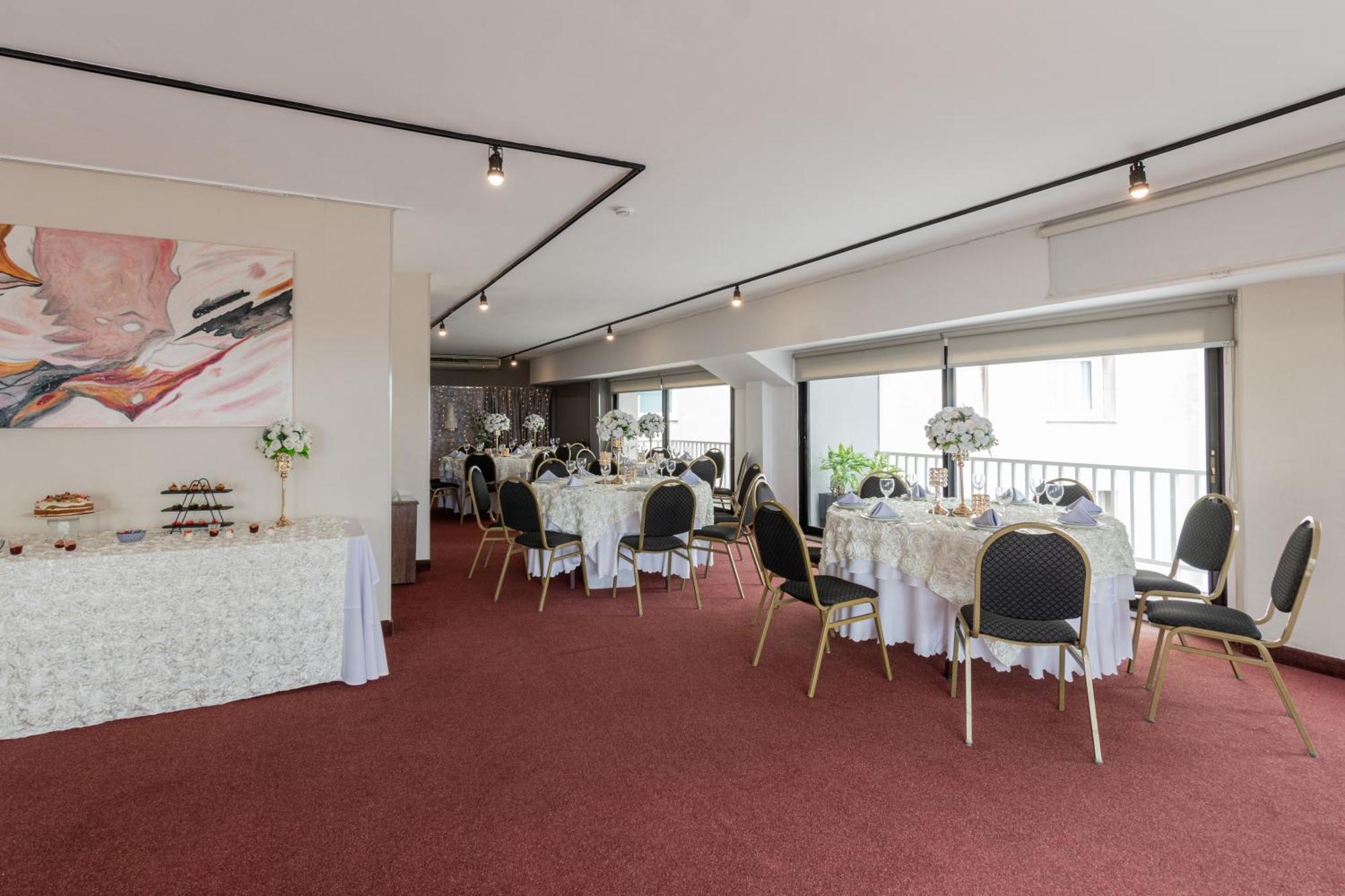 Hotel Feir's Park & Rooftop